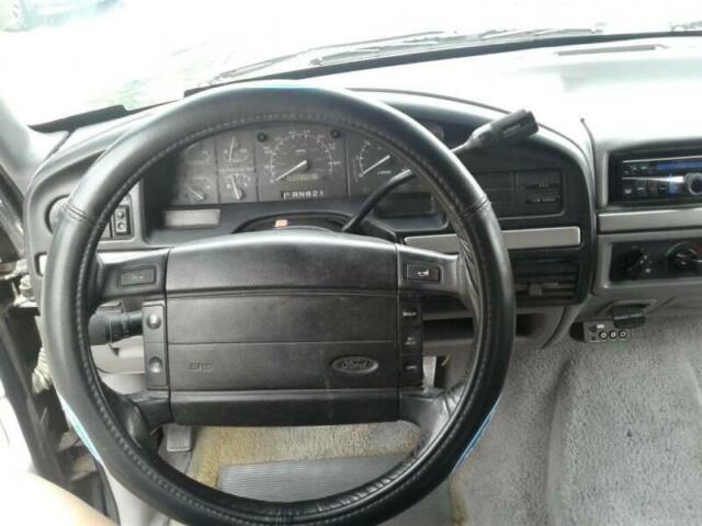 1994 Ford Bronco XLT 2dr 4WD SUV - photo 13
