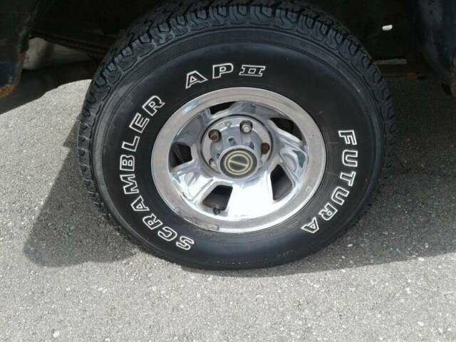 1994 Ford Bronco XLT 2dr 4WD SUV - photo 8