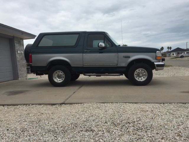 1994 Ford Bronco XLT - photo 6
