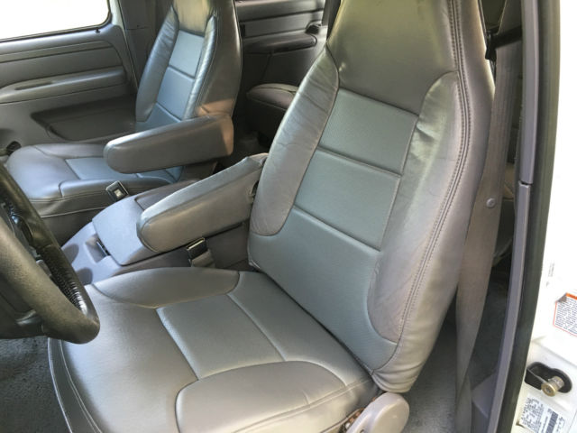 1994 Ford Bronco Ford, Bronco, XLT, Sport, 4x4,V8, 2DR, SUV, Blazer - photo 10