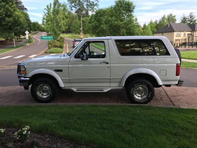 1994 Ford Bronco Ford, Bronco, XLT, Sport, 4x4,V8, 2DR, SUV, Blazer - photo 2