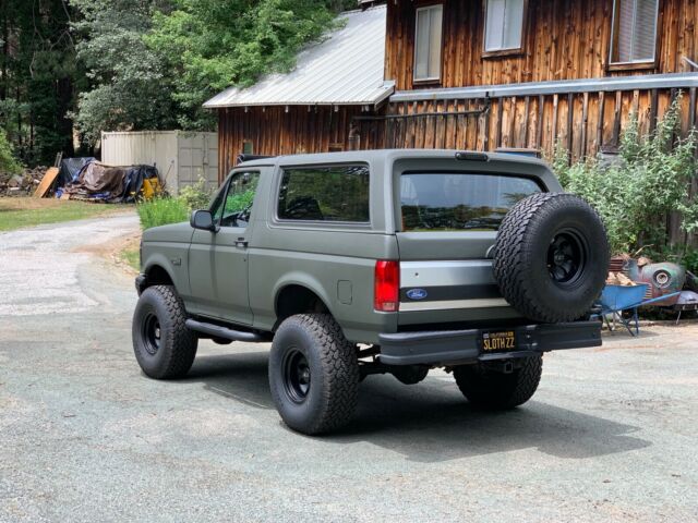1994 Ford Bronco XLT - photo 8