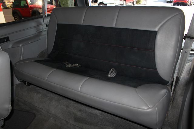 1994 Ford Bronco XLT 4X4 - LIFTED - LOT$ OF EXTRA$! - photo 10