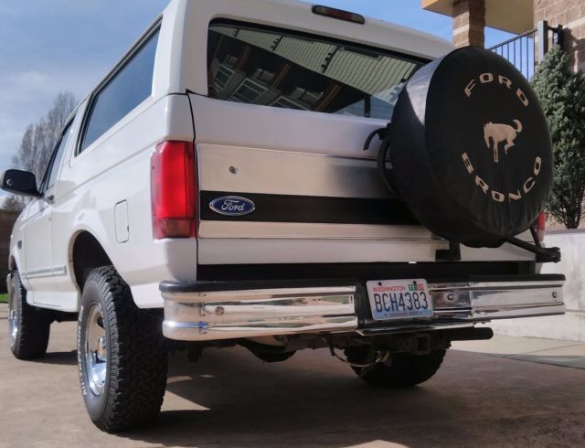 1994 Ford Bronco FORD WHITE BRONCO XLT 4X4 - photo 4