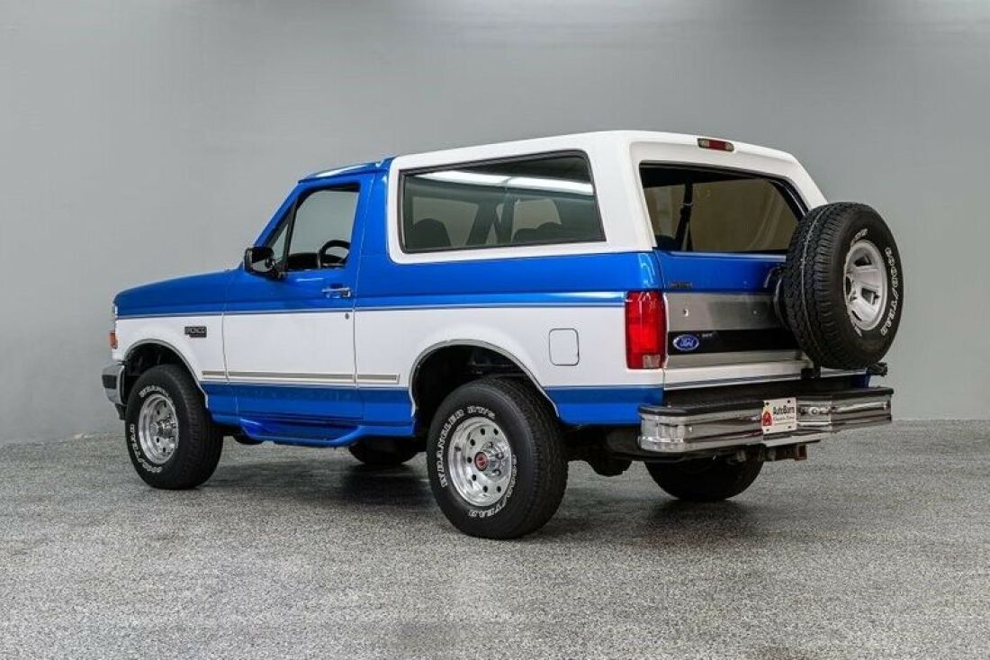 1994 Ford Bronco XLT - photo 4