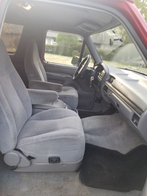 1994 Ford Bronco XLT - photo 11