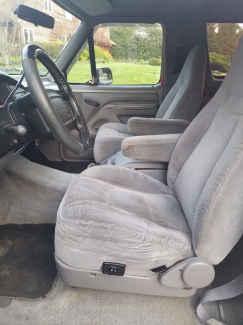 1994 Ford Bronco XLT - photo 9