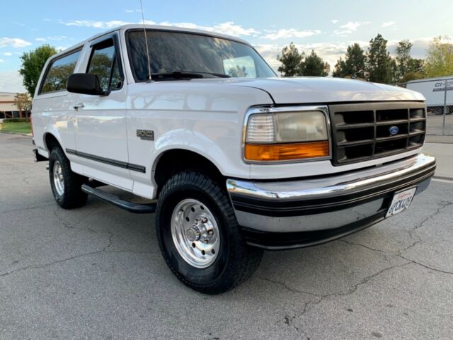 1994 Ford Bronco XLT 4x4 - photo 10