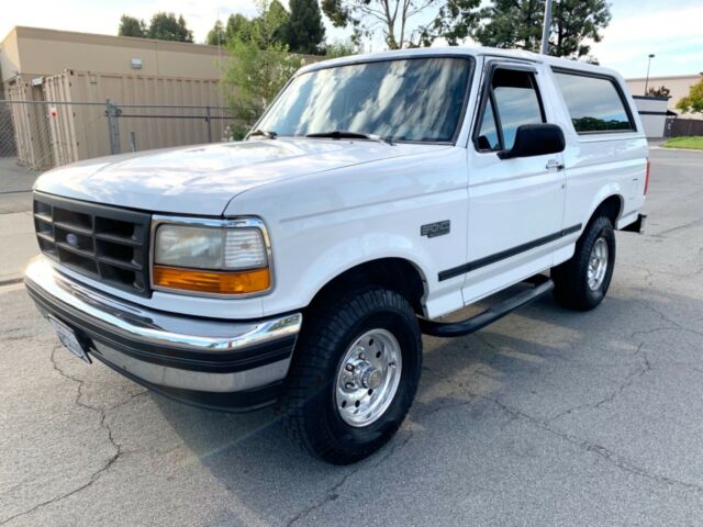 1994 Ford Bronco XLT 4x4 - photo 5