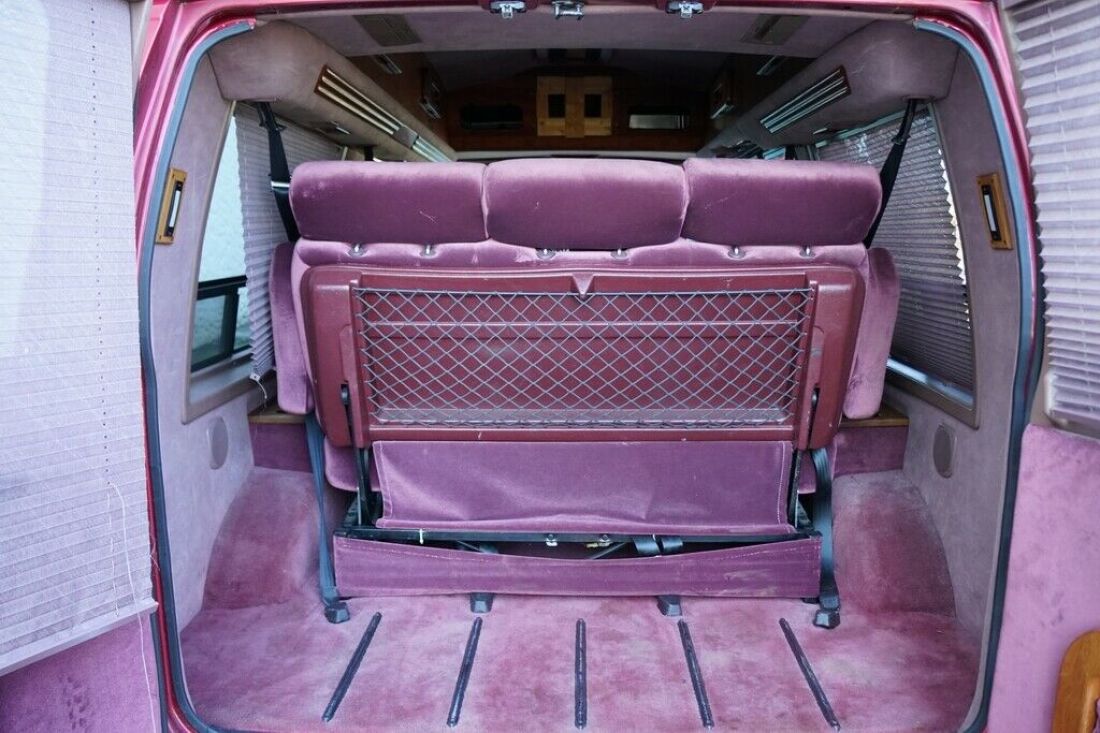 1994 Ford E-Series Van E150 Mark III High-top Conversion - photo 10