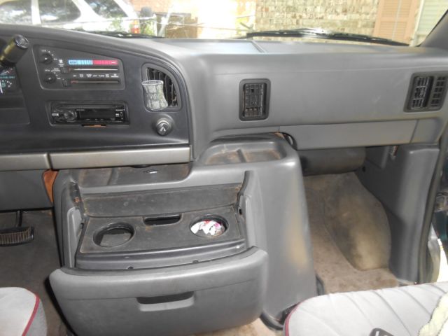 1994 Ford E-Series Van Custom Extended Passenger Van 2-Door - photo 7