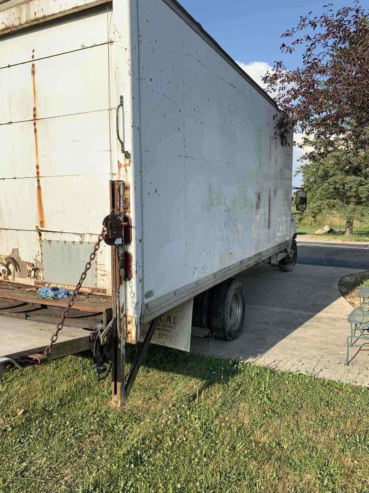 1994 Ford E-350 Econoline E350 CUTAWAY VAN - photo 2