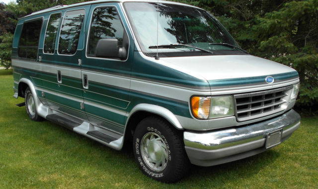 1994 Ford E-Series Van - photo 2