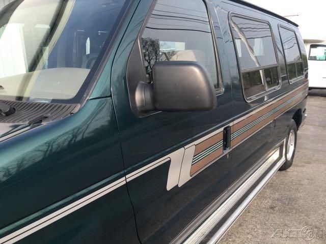 1994 Ford E-Series Van E-150 Handicap Lift - photo 3