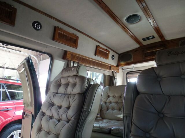 1994 Ford E-Series Van - photo 9