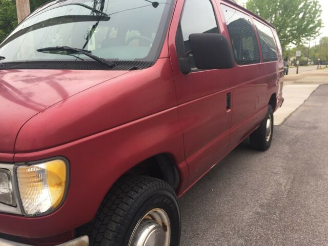 1994 Ford E-Series Van 29,080 MILE ONE OWNER 15 PASSENGER CLUB WAGON VAN - photo 5