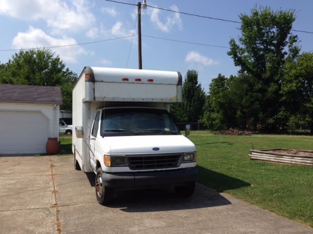 1994 Ford E-Series Van Cargo / Moving Van