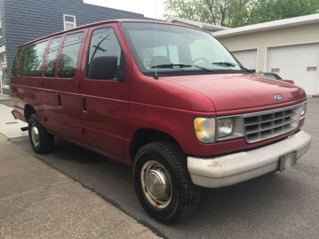 1994 Ford E-Series Van 29,080 MILE ONE OWNER 15 PASSENGER CLUB WAGON VAN - photo 3
