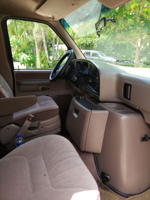1994 Ford E-Series Van - photo 5