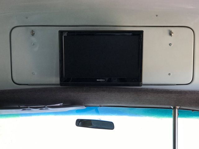 1994 Ford E-Series Van 16 PASSENGER - photo 13