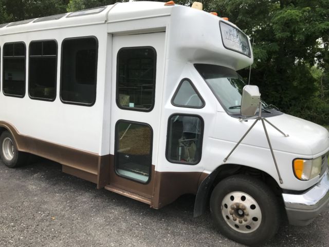 1994 Ford E-Series Van 16 PASSENGER - photo 5