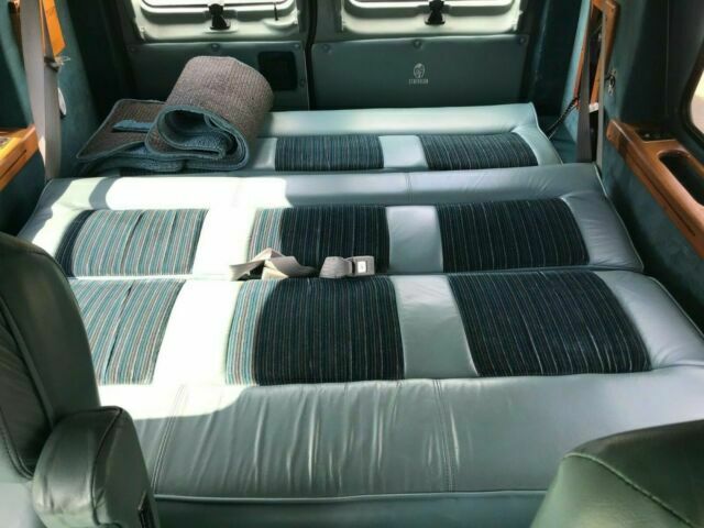 1994 Ford E-Series Van Custom - photo 8