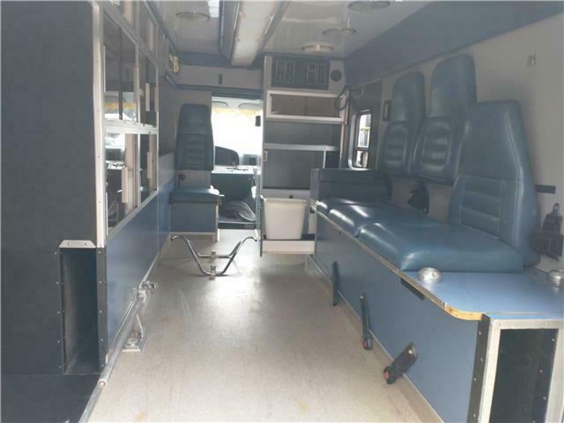 1994 Ford E-Series Van E350 CUTAWAY VAN - photo 12