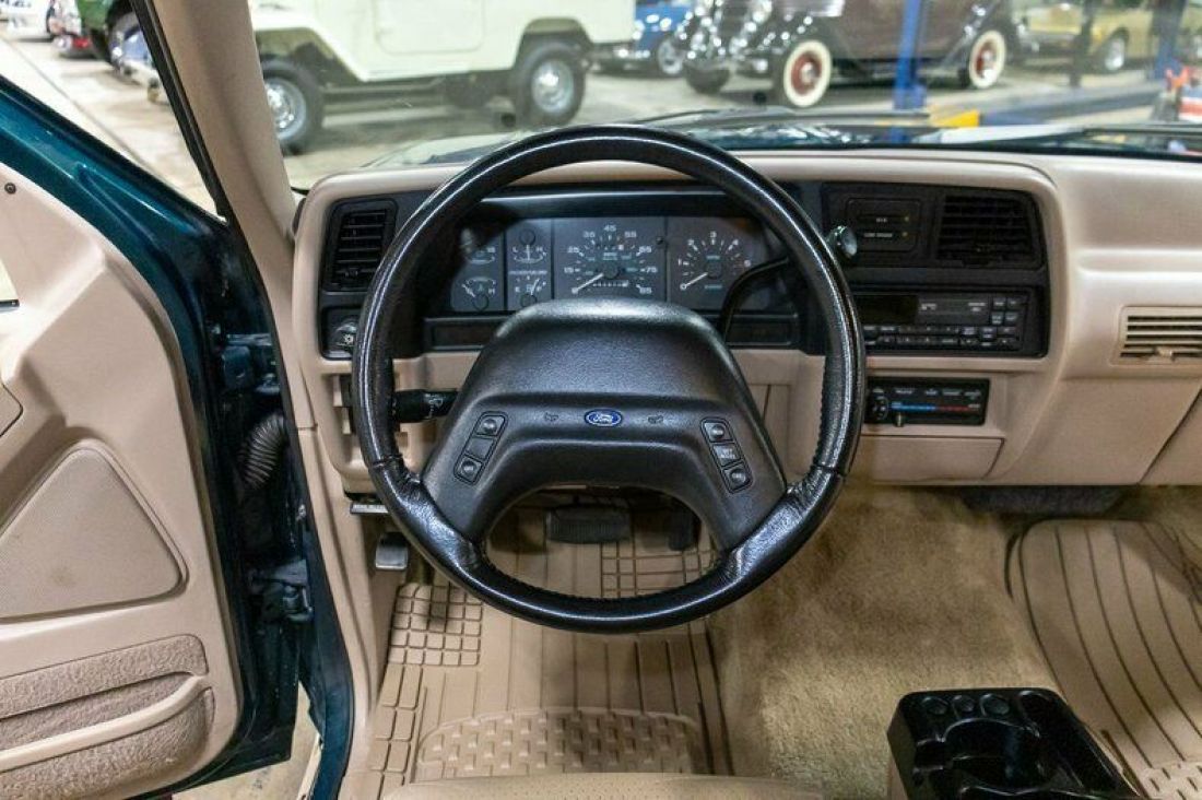 1994 Ford Explorer Eddie Bauer - photo 12