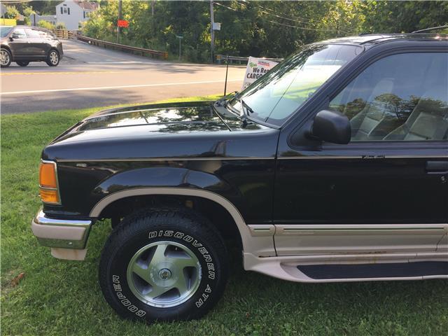 1994 Ford Explorer Eddie Bauer - photo 5