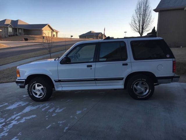 1994 Ford Explorer XLT - photo 2