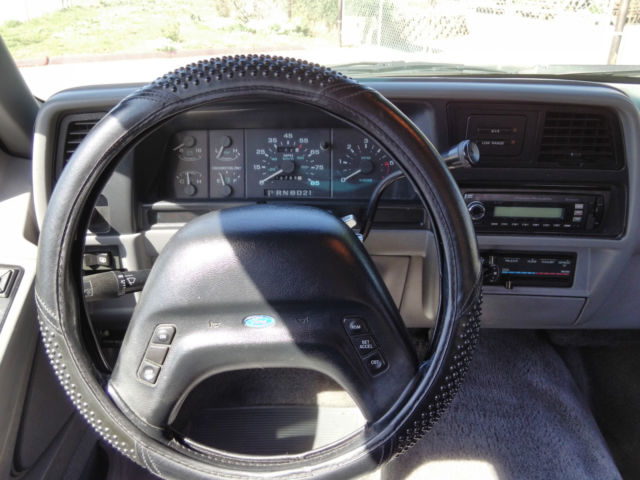 1994 Ford Explorer XLT 4WD 4X4 - photo 11