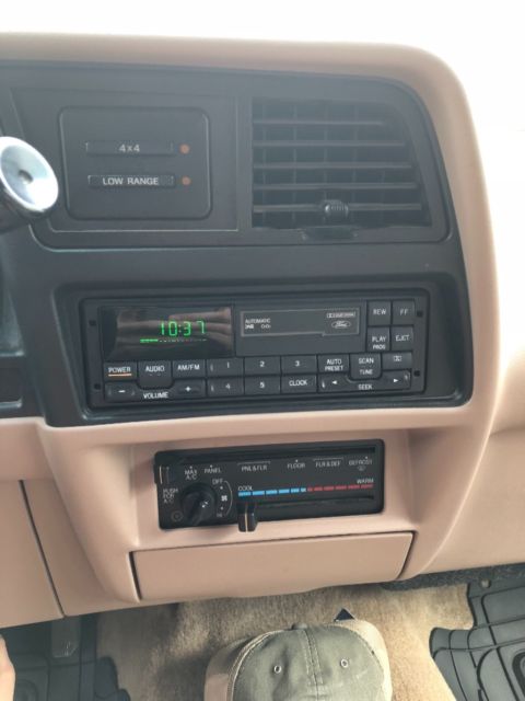 1994 Ford Explorer XLT - photo 8