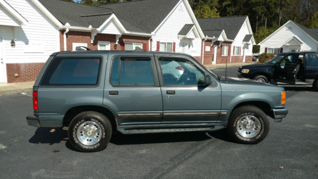 1994 Ford Explorer XLT Sport Utility 4-Door 4.0L NEW TIRES/GOODYEAR 1994 Ford Explorer XLT Sport Utility 4-Door