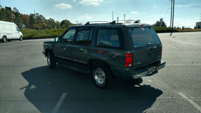 1994 Ford Explorer XLT Sport Utility 4-Door - photo 3