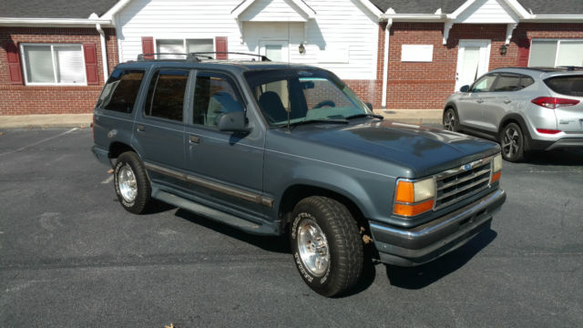 1994 Ford Explorer XLT Sport Utility 4-Door - photo 6