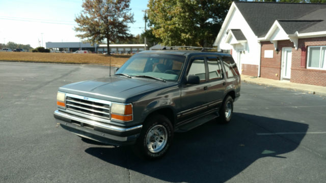 1994 Ford Explorer XLT Sport Utility 4-Door - photo 8