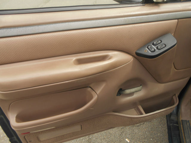 1994 Ford F-150 XLT - photo 13