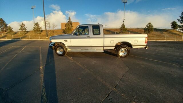 1994 Ford F-150 4x4 Short bed extended cab 165000 miles 1994 Ford F-150 XLT