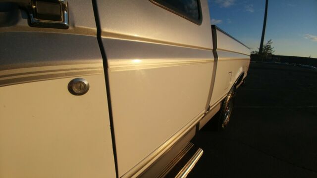 1994 Ford F-150 XLT - photo 5