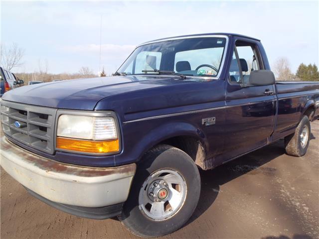 1994 Ford F-150, Dealer Trade, 5 speed stick, 4x2, Clean Carfax, Super Low Miles 1994 Ford F-150 --
