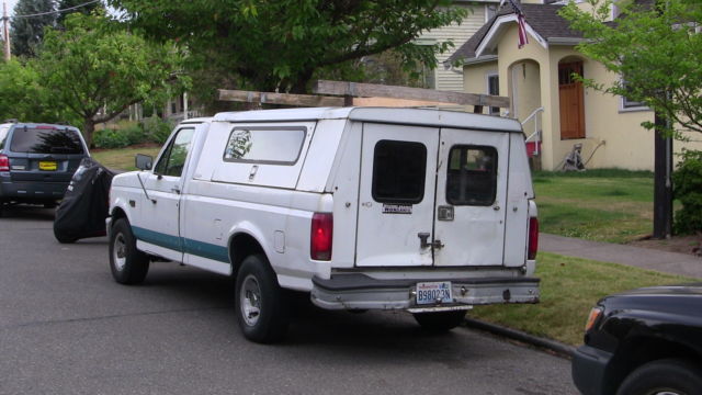 1994 Ford F-150 XL Standard Cab Pickup 2-Door - photo 13