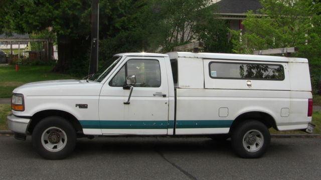 1994 Ford F-150 XL Standard Cab Pickup 2-Door - photo 4