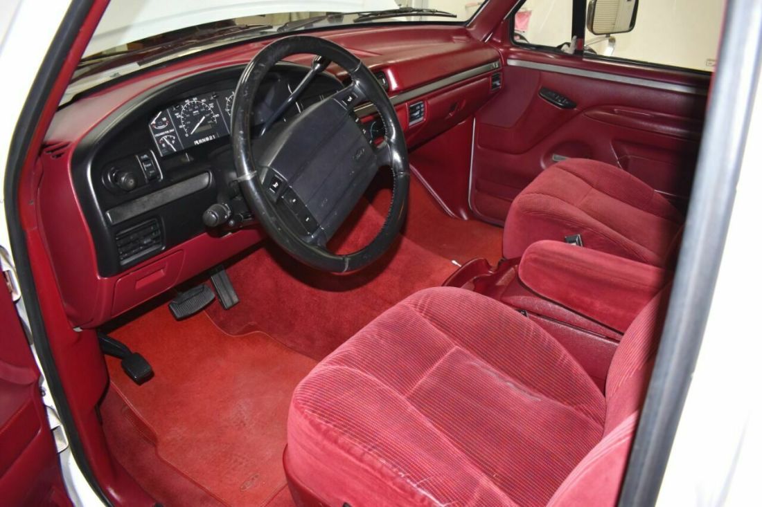 1994 Ford F-150 XLT 2dr 4WD Extended Cab LB - photo 5