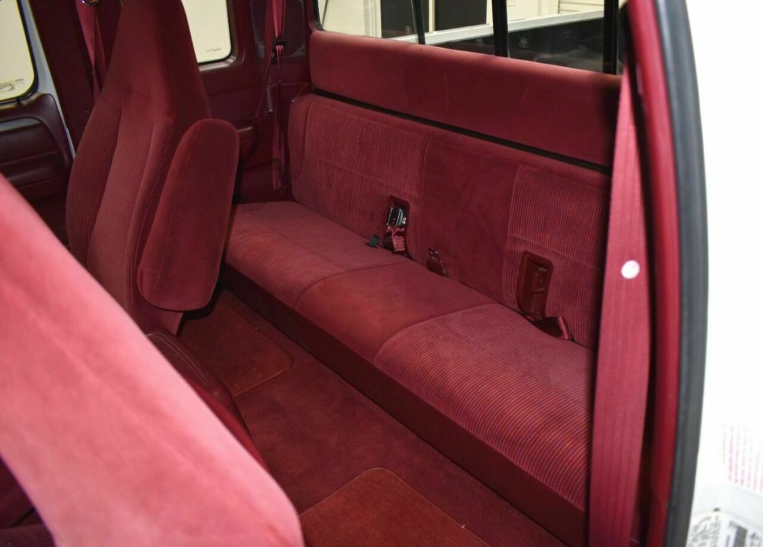 1994 Ford F-150 XLT 2dr 4WD Extended Cab LB - photo 8