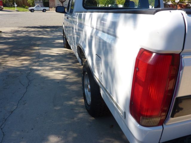 1994 Ford F-150 XLT - photo 8