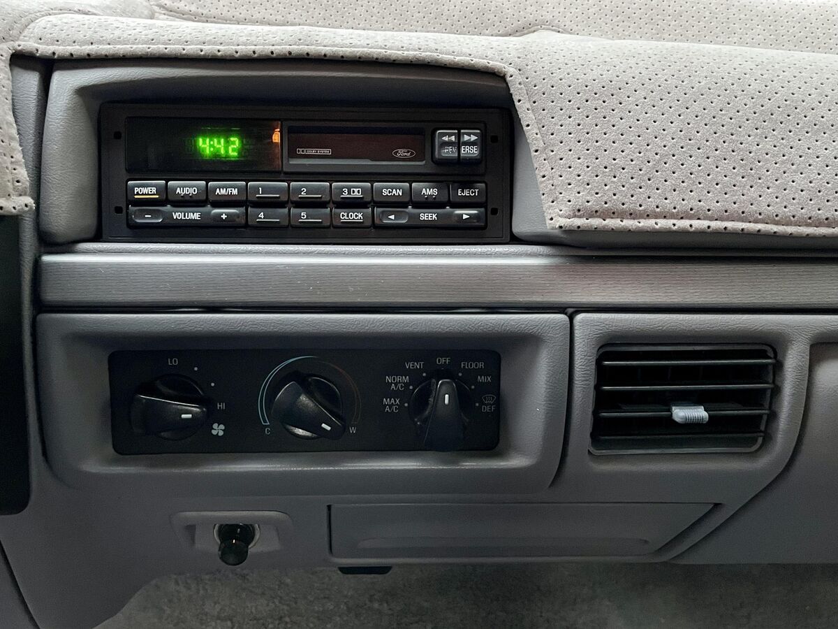 1994 Ford FORD,F250,4X4,7.3L,OTHER XLT HD 4X4 5-SPEED 7.3L DIESEL V8 - photo 10
