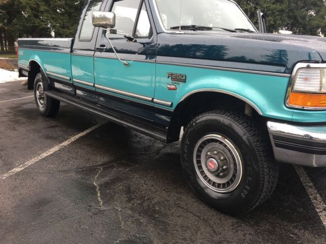 1994 Ford F-250 XLT Extended Cab Pickup 2-Door - photo 6