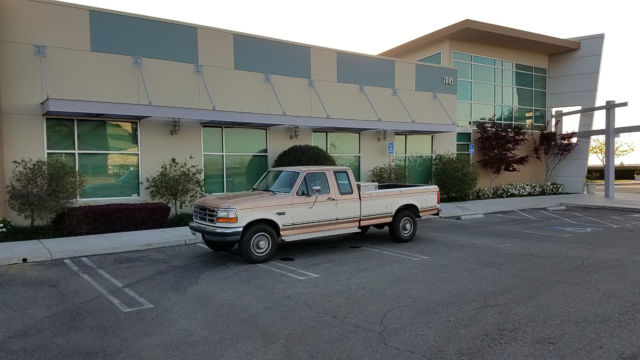 1994 Ford F-250 XLT Extended Cab Pickup 2-Door