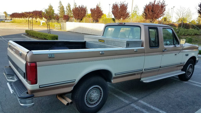 1994 Ford F-250 XLT Extended Cab Pickup 2-Door - photo 5