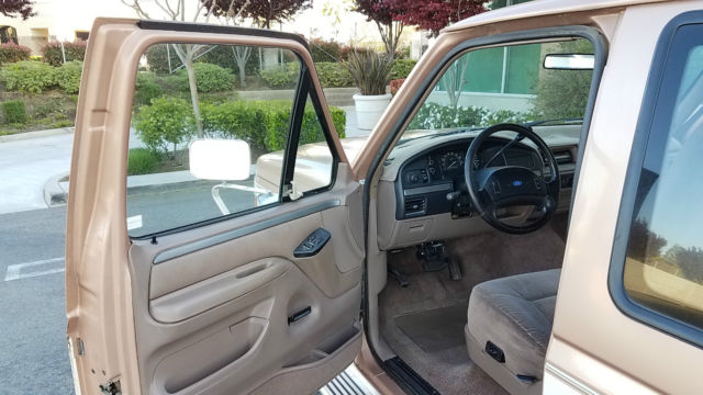 1994 Ford F-250 XLT Extended Cab Pickup 2-Door - photo 8